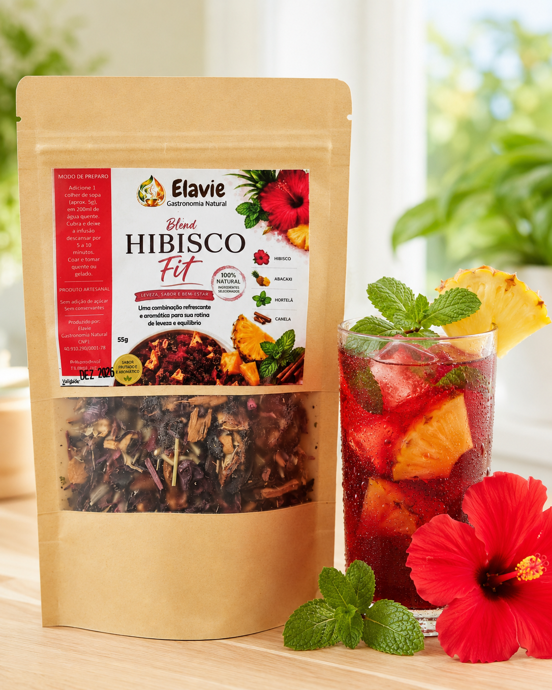 Blend Hibisco Fit Elavie — copo gelado tropical, refrescante e natural